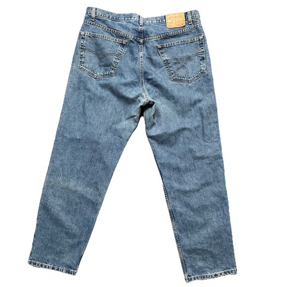 Vintage Levi's Men's 550 Relaxed Fit Jeans Mens W40 L32 Blue Denim Distressed - Picture 4 of 10